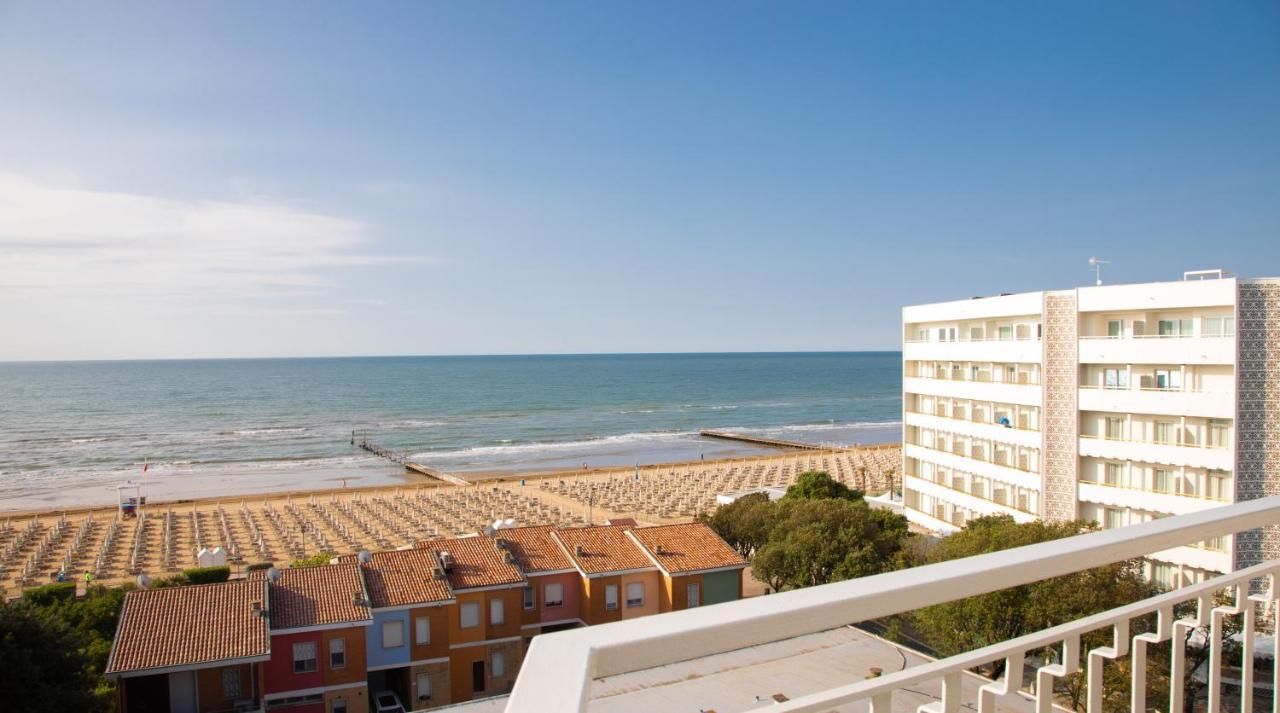 Hotel Nember Lido di Jesolo Exterior photo