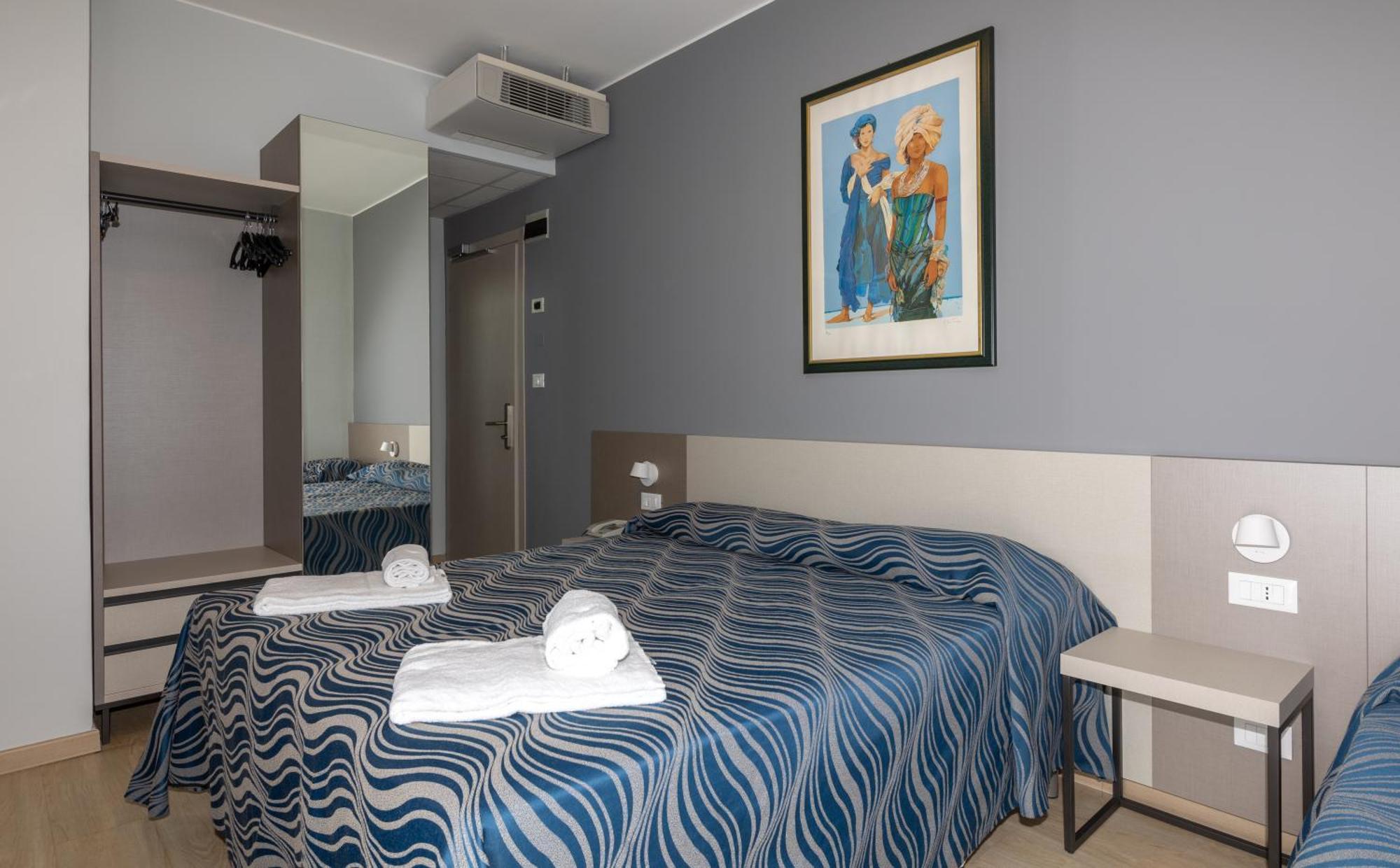 Hotel Nember Lido di Jesolo Exterior photo
